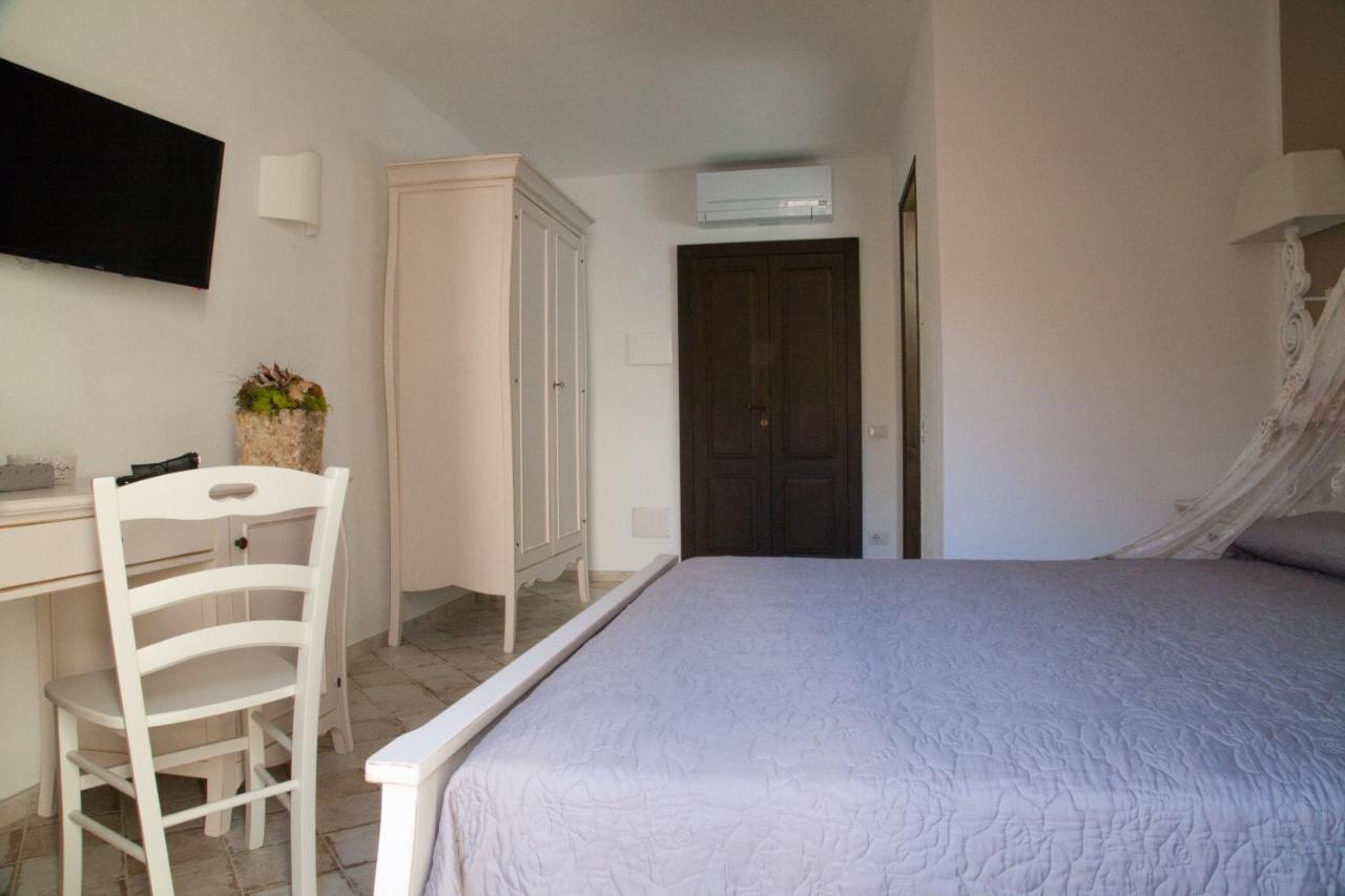 Hotel Casa Lu Duttori Arzachena Esterno foto