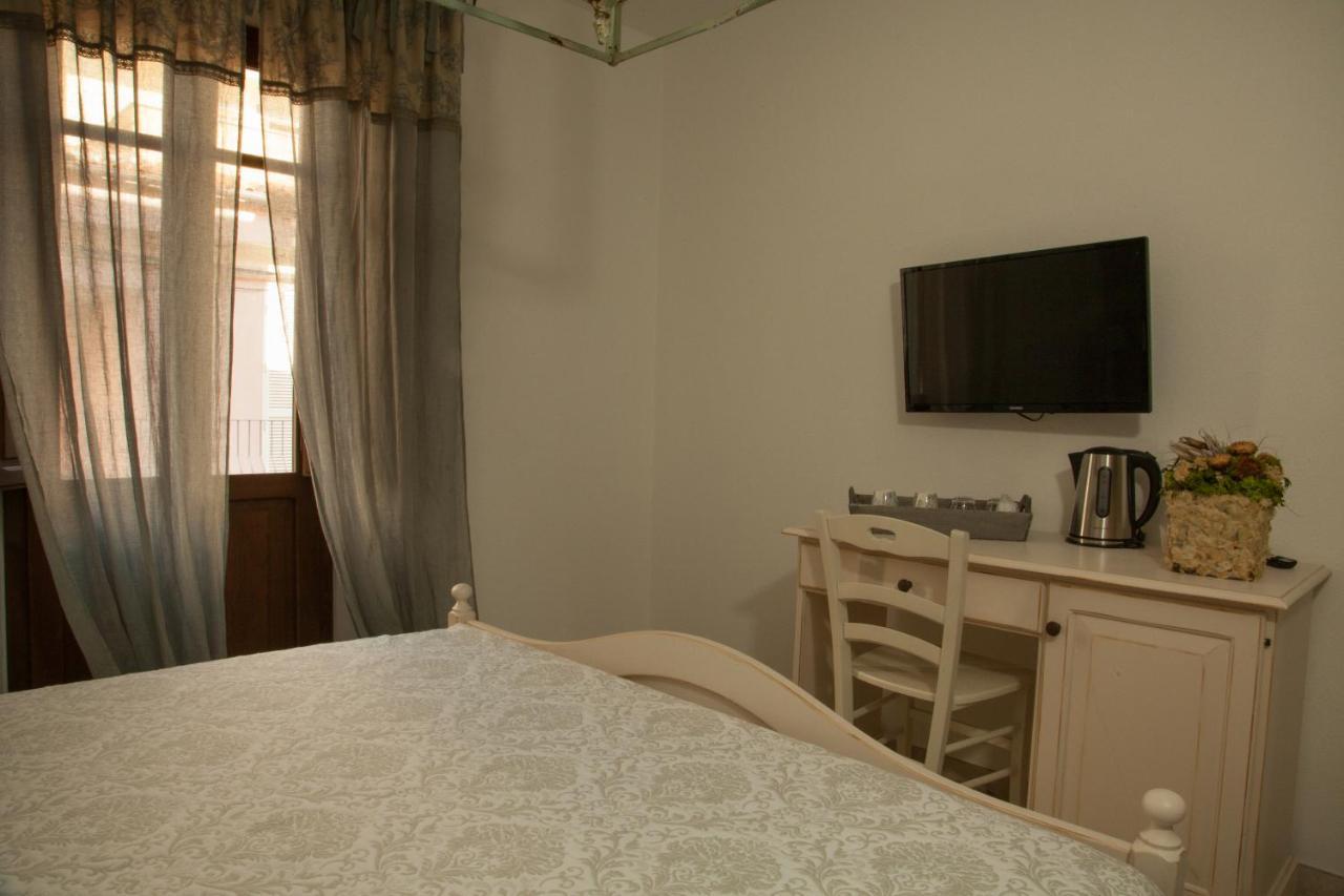 Hotel Casa Lu Duttori Arzachena Esterno foto