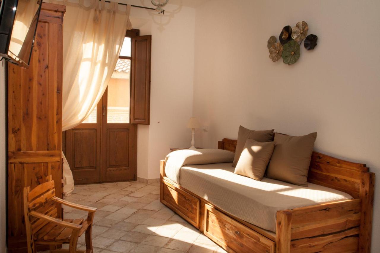 Hotel Casa Lu Duttori Arzachena Esterno foto
